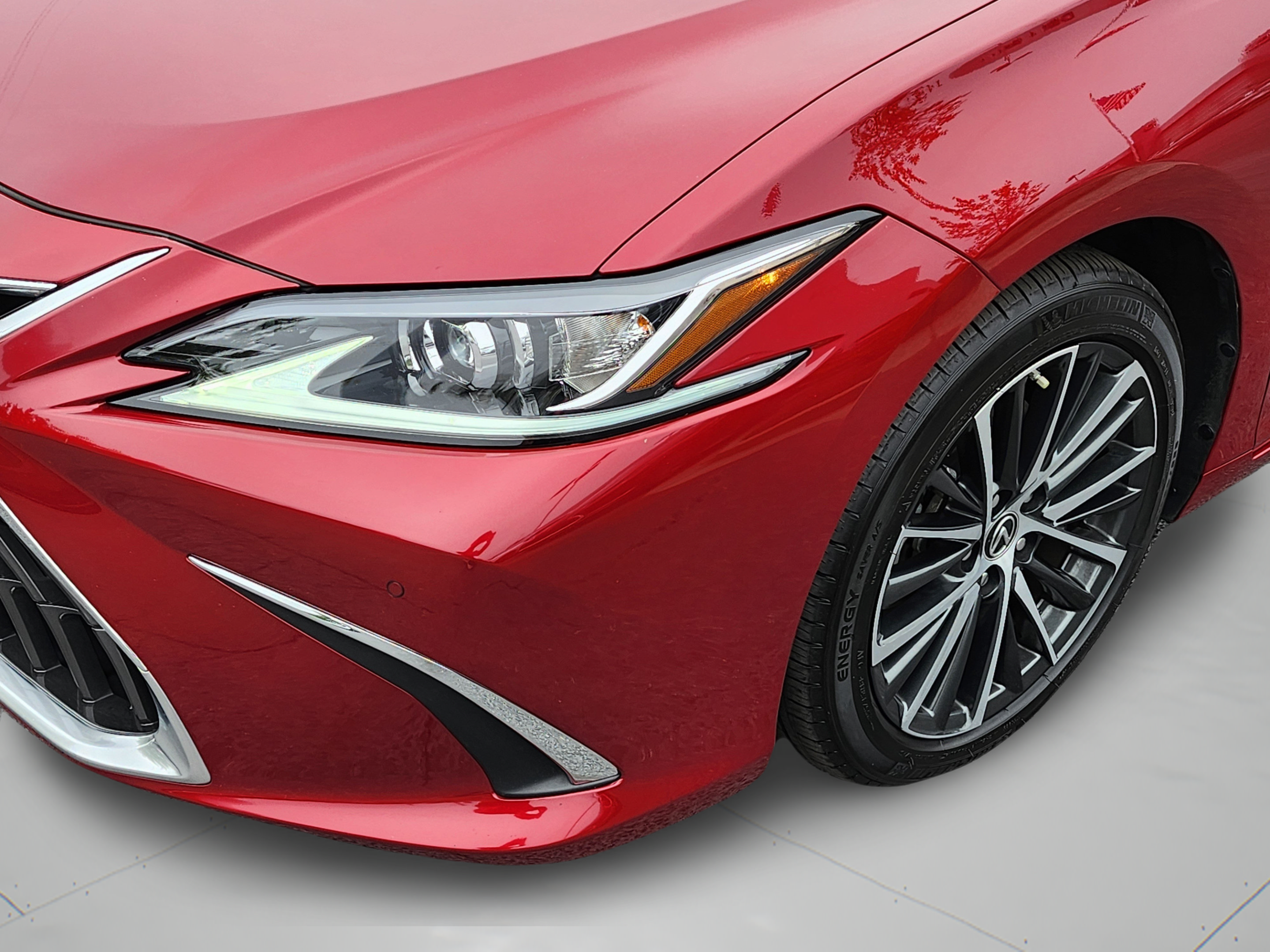 Certified 2025 Lexus ES 350 w/ Premium Package FWD image 10