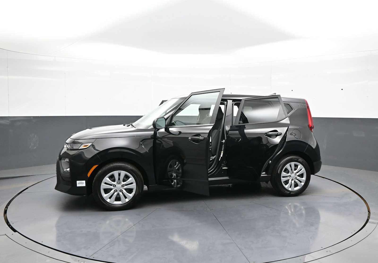 Used 2022 Kia Soul LX FWD image 41