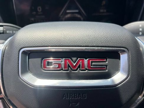Used 2025 GMC Terrain Elevation AWD/4WD image 33
