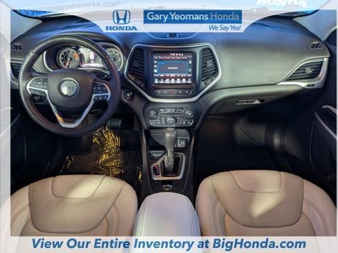 Used 2016 Jeep Cherokee Overland w/ Technology Group image 15