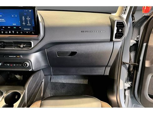 Used 2025 Ford Bronco Sport Outer Banks w/ Outer Banks Tech Package+ AWD/4WD image 43