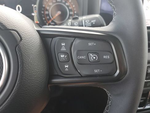Certified 2025 Jeep Wrangler Unlimited Sport AWD/4WD image 21