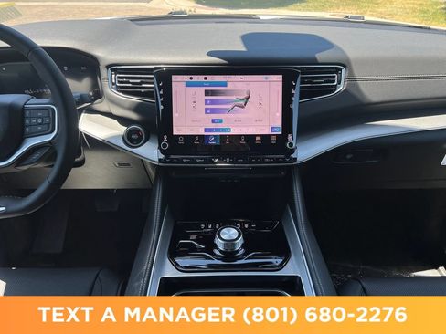 New 2026 Jeep Grand Wagoneer L Limited AWD/4WD image 17
