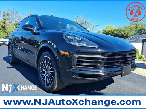 Used 2021 Porsche Cayenne S image 1