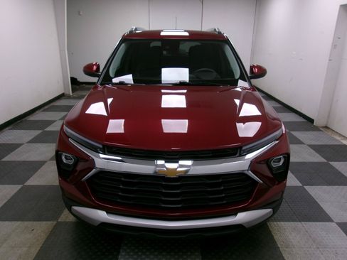 Used 2025 Chevrolet TrailBlazer LT AWD/4WD image 13