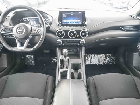 Used 2025 Nissan Sentra SV image 11