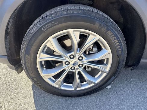Used 2023 Ford Explorer XLT w/ Equipment Group 202A AWD/4WD image 8
