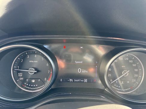 Used 2020 Buick Encore GX Select image 16