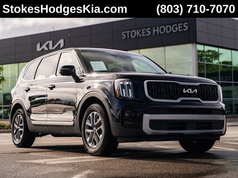 Used 2023 Kia Telluride LX AWD/4WD image 1