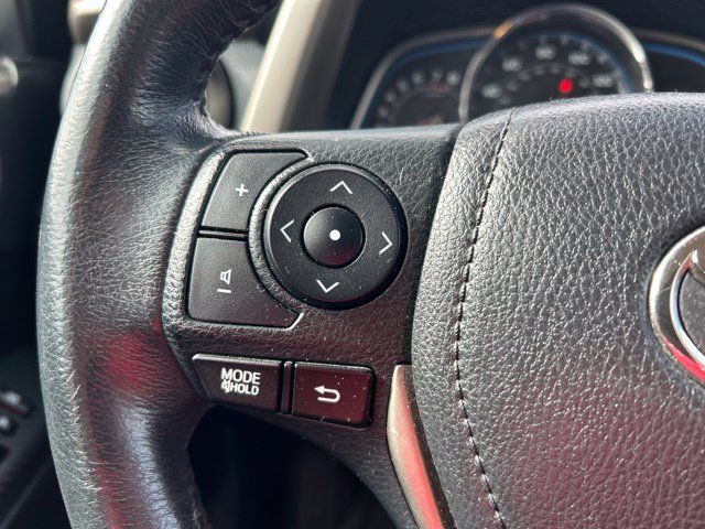 Used 2014 Toyota RAV4 Limited AWD/4WD image 21