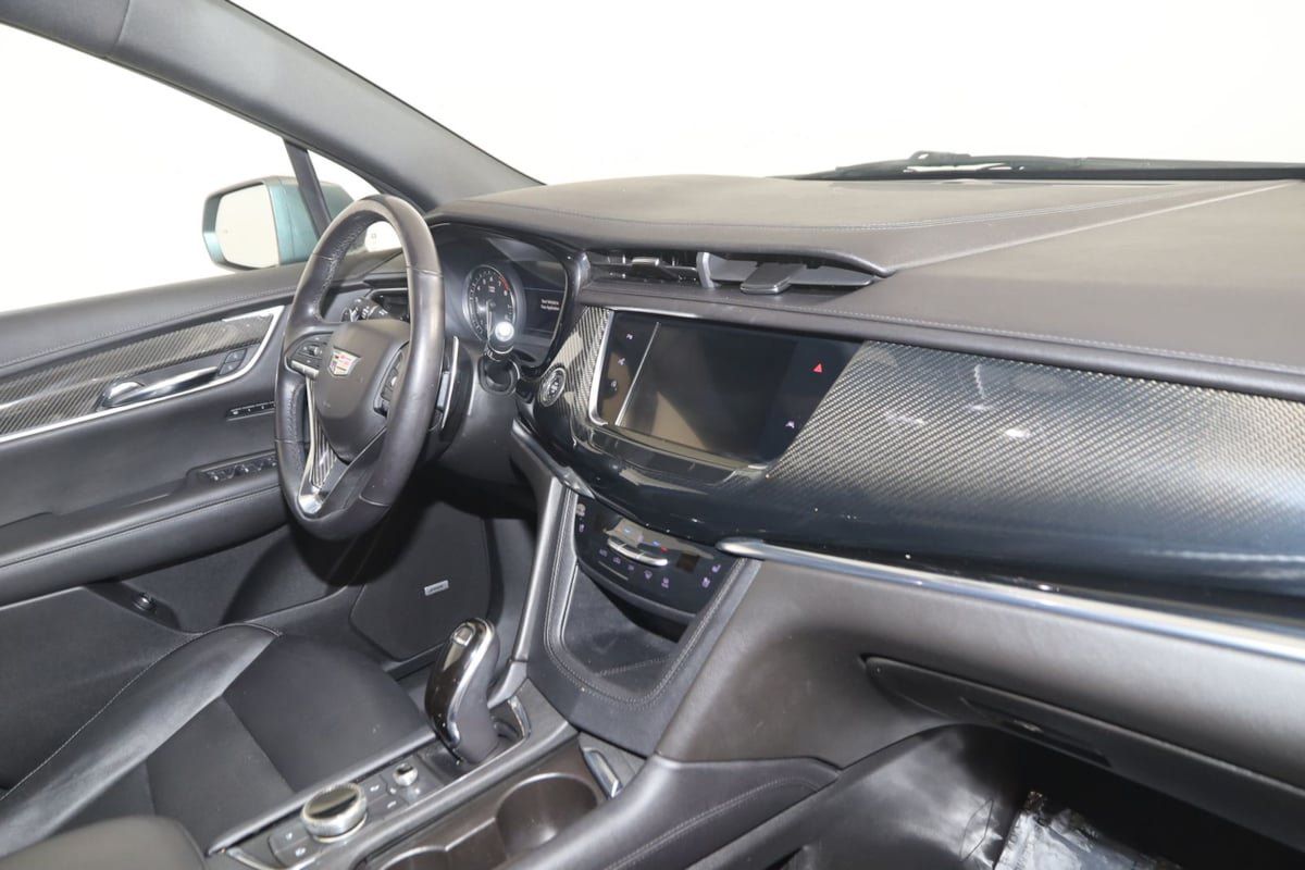 Used 2020 Cadillac XT6 Sport AWD/4WD image 42