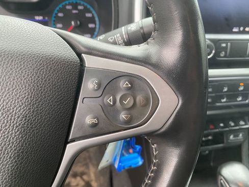 Used 2022 Chevrolet Colorado ZR2 image 17