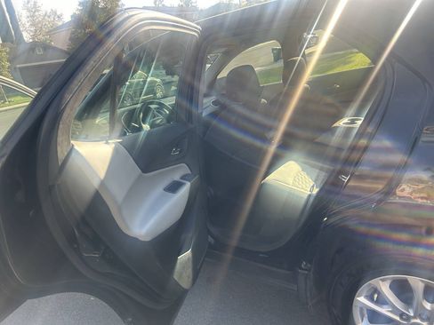Used 2019 Chevrolet Equinox LS FWD image 5