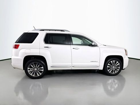 Used 2017 GMC Terrain Denali image 8