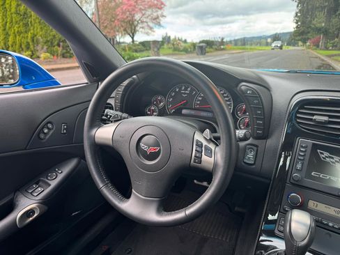 Used 2008 Chevrolet Corvette Coupe w/ Preferred Equipment Group RWD image 21