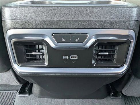 Certified 2025 GMC Sierra 2500 Denali Ultimate w/ Max Trailering Package image 19