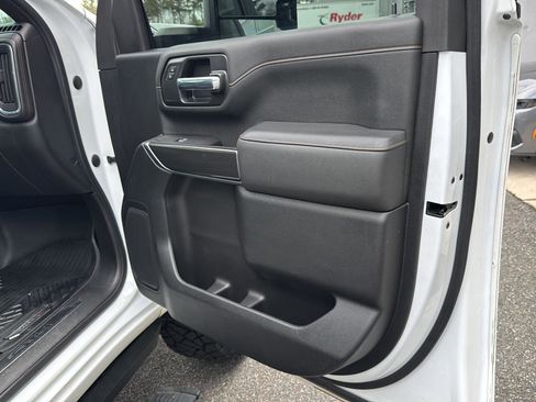 Used 2021 GMC Sierra 2500 AT4 w/ Gooseneck/5TH Wheel Package image 12