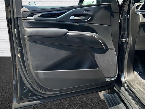 Used 2023 Cadillac Escalade Sport w/ LPO, ONYX Package AWD/4WD image 17