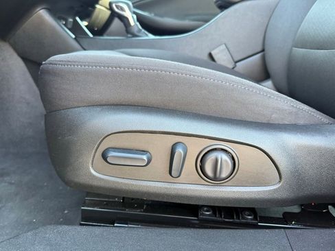 Used 2024 Chevrolet Malibu LT FWD image 28