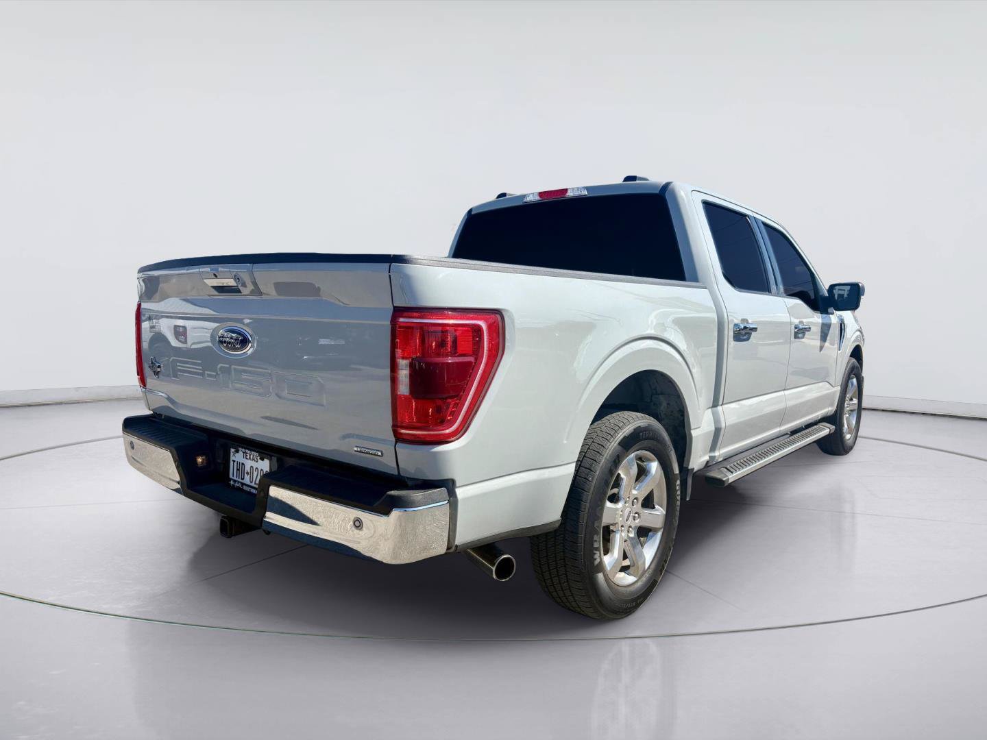 Used 2023 Ford F150 XLT w/ Equipment Group 302A High RWD image 6