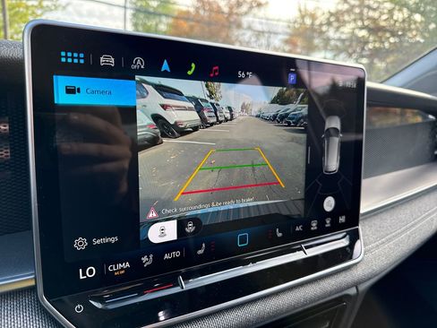 New 2025 Volkswagen Tiguan S image 9