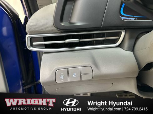 Certified 2025 Hyundai Elantra Sport FWD image 23