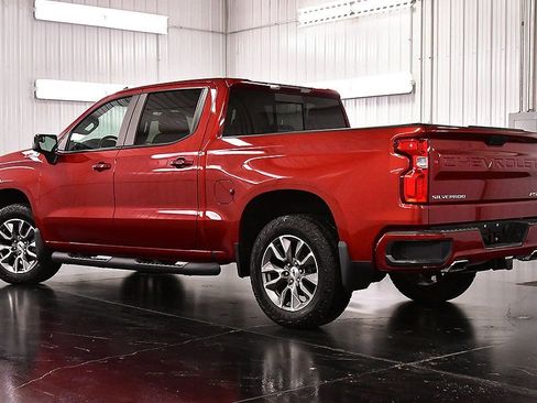 Used 2019 Chevrolet Silverado 1500 RST image 6
