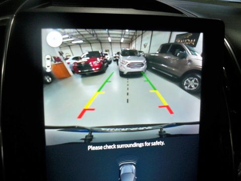 Used 2024 Ford Edge Titanium w/ Equipment Group 301A image 7