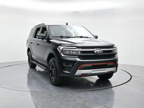 Used 2023 Ford Expedition Timberline image 4