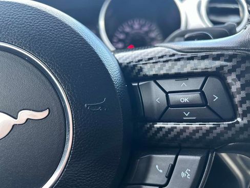 Used 2020 Ford Mustang Premium image 21