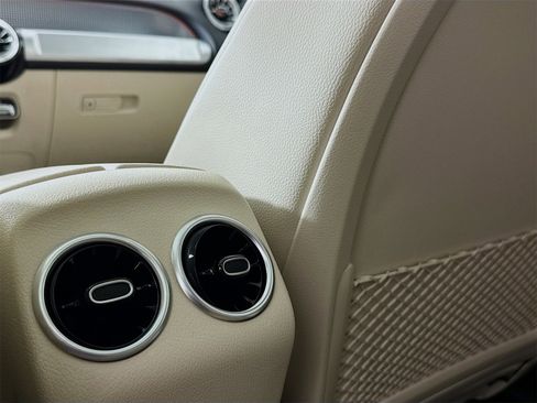 Certified 2022 Mercedes-Benz GLB 250 GLB 250 image 26