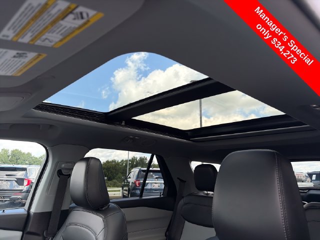 Certified 2024 Ford Explorer XLT w/ Equipment Group 202A AWD/4WD image 28