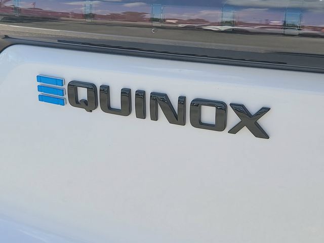 New 2026 Chevrolet Equinox EV LT w/ LPO, Blackout Package FWD image 9