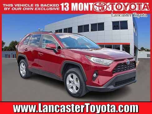 Used 2021 Toyota RAV4 XLE w/ Convenience Package AWD/4WD image 1