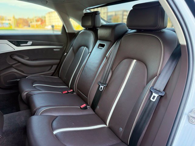 Used 2013 Audi S8 AWD/4WD image 37