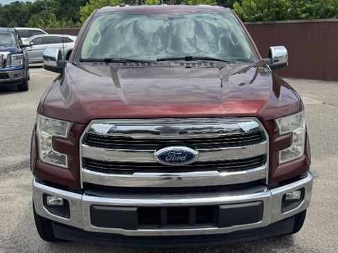 Used 2017 Ford F150 Lariat RWD image 3