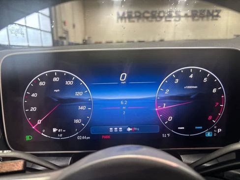 New 2026 Mercedes-Benz GLC 300 4MATIC image 3