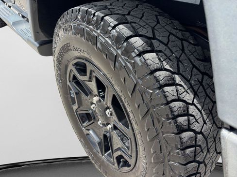 Used 2018 Jeep Wrangler Unlimited Sport AWD/4WD image 45