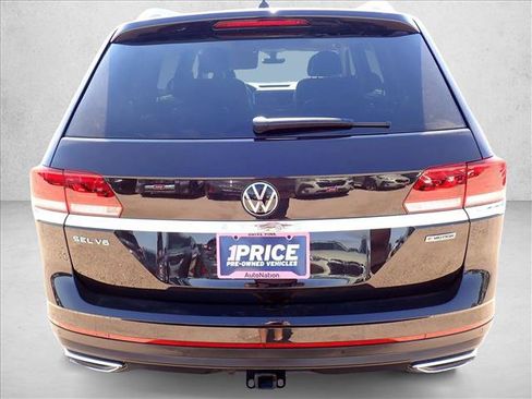 Used 2022 Volkswagen Atlas SEL AWD/4WD image 3