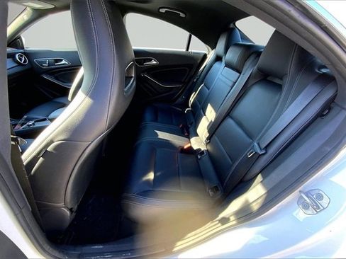Used 2018 Mercedes-Benz CLA 250 4MATIC image 19