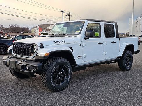 New 2026 Jeep Gladiator Sport image 2