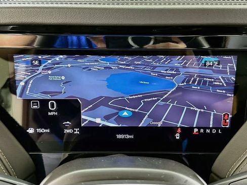 Used 2025 GMC Yukon XL AT4 AWD/4WD image 19