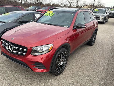 Used 2019 Mercedes-Benz GLC 300 4MATIC image 1