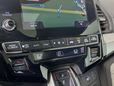 Used 2018 Honda Odyssey EX-L image 23