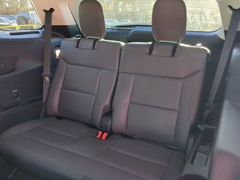 New 2025 Ford Explorer Active w/ Active Comfort Package image 13