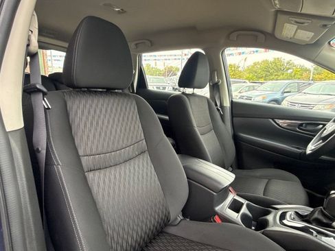 Used 2020 Nissan Rogue S AWD/4WD image 18