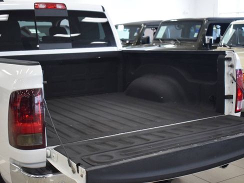 Used 2018 RAM 1500 Big Horn RWD image 18
