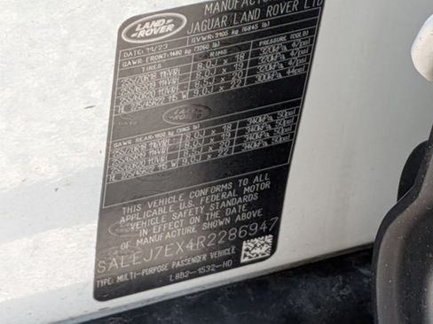 Used 2024 Land Rover Defender 110 S AWD/4WD image 15