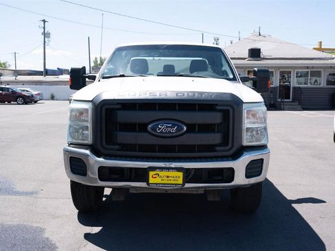 Used 2015 Ford F250 XL w/ Power Equipment Group AWD/4WD image 2