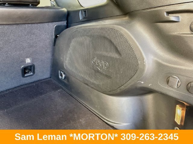 Used 2023 Jeep Cherokee Altitude Lux w/ Lux Elite Package AWD/4WD image 38